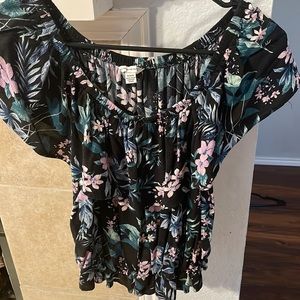 American Eagle off the shoulder crop top